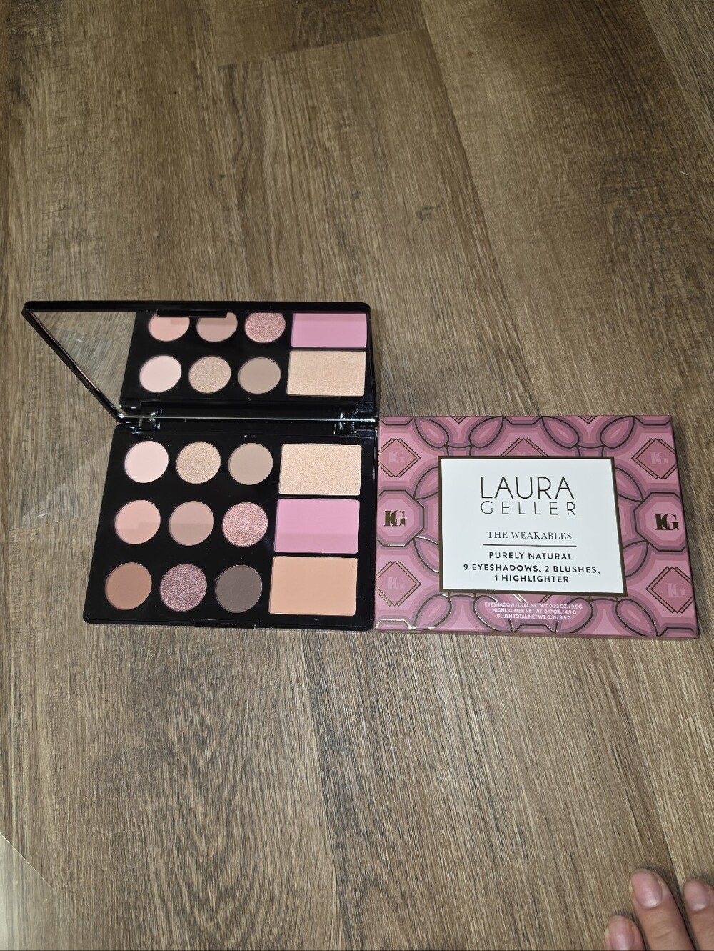 Laura Geller The Wearables Palette In Purely Natural